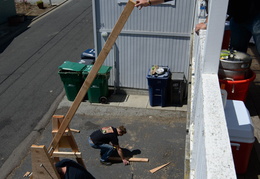 assembling the trebuchet2014d09c053